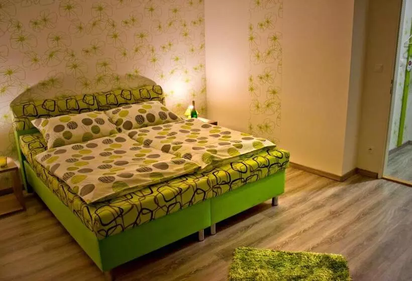 Motel Görföl