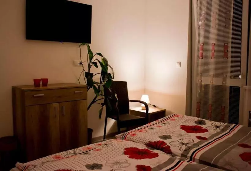 Motel Görföl