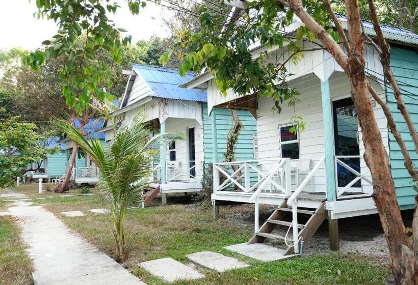 Lomakeskus Sandy Beach Bungalows
