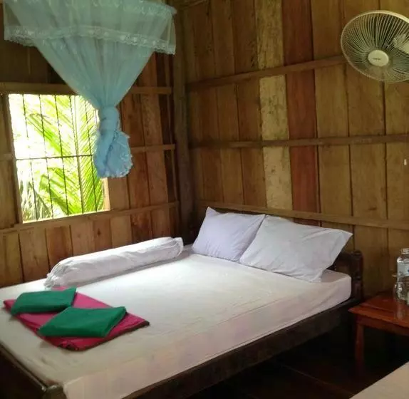 リゾートホテル Sok San New Beach Bungalow