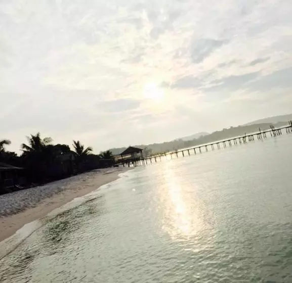 リゾートホテル Sok San New Beach Bungalow
