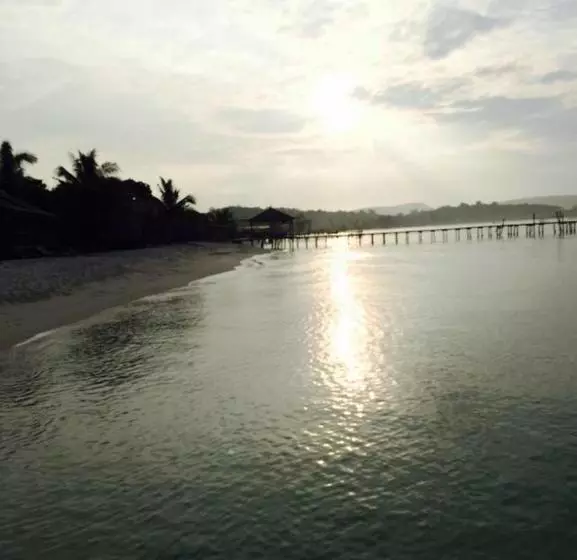 リゾートホテル Sok San New Beach Bungalow
