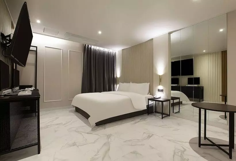 Grazie Hotel Tanhyeon