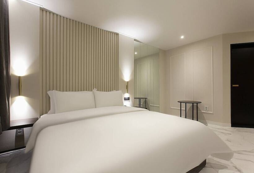 Grazie Hotel Tanhyeon