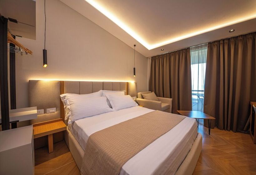 هتل Emara Boutique