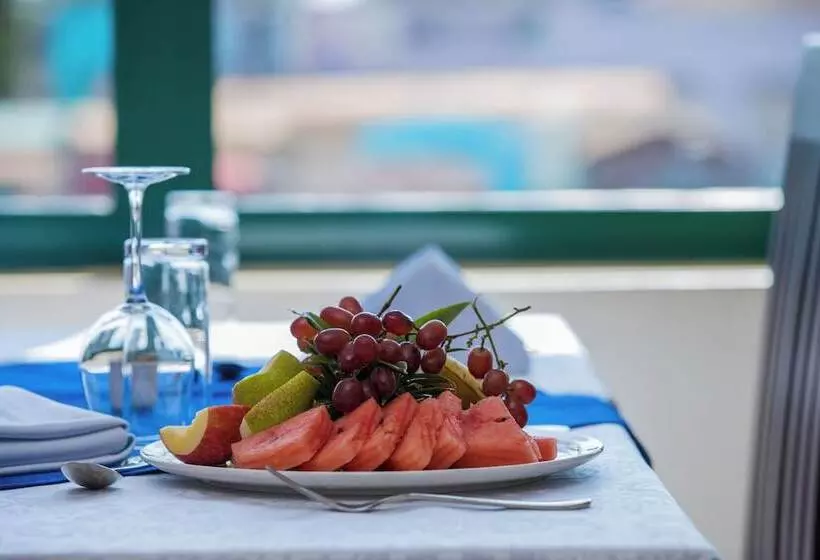 هتل The Nile Luxe