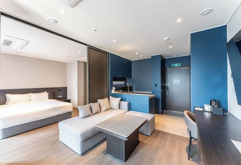 Hotel Homes Stay Myeongdong