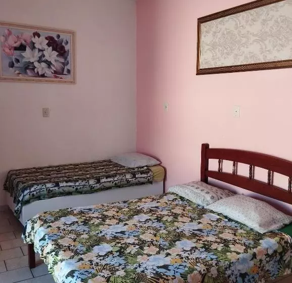 ペンション Suite Penha Sc