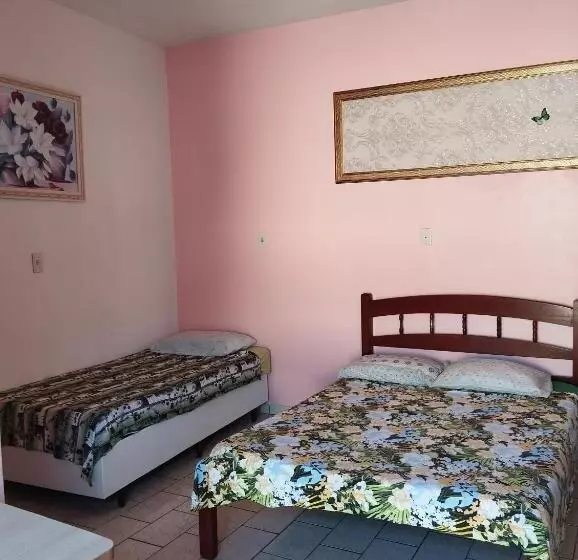 ペンション Suite Penha Sc