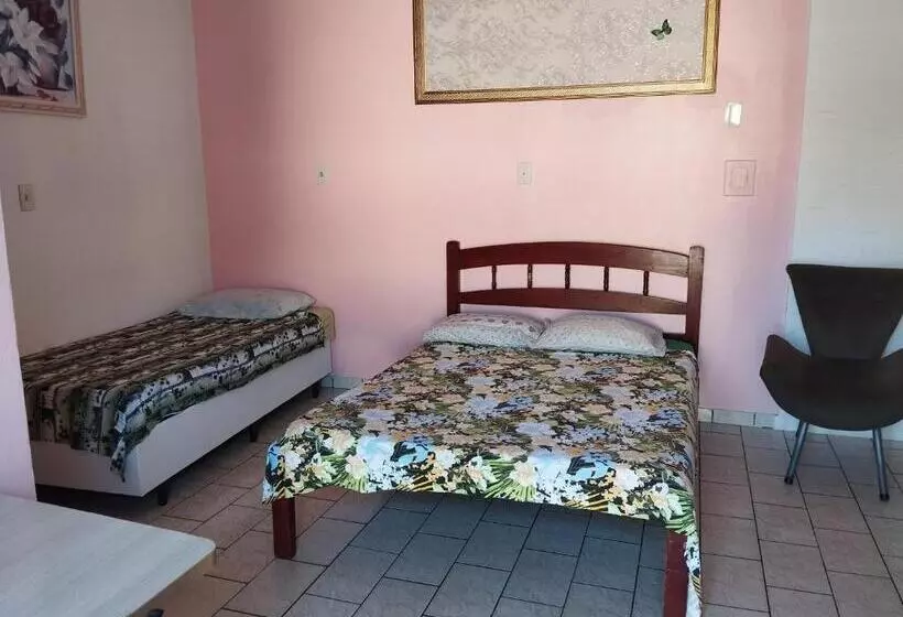 ペンション Suite Penha Sc