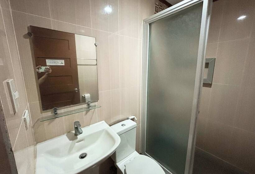 Sea Jewel Hotel Puerto Galera Powered By Cocotel