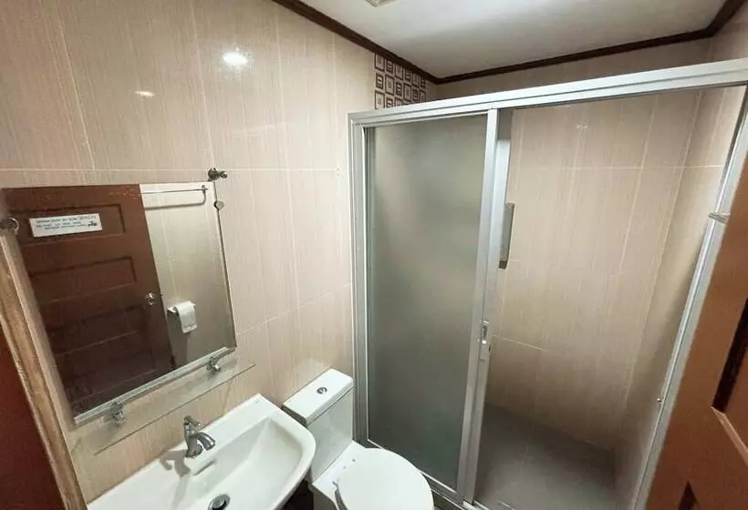 Sea Jewel Hotel Puerto Galera Powered By Cocotel