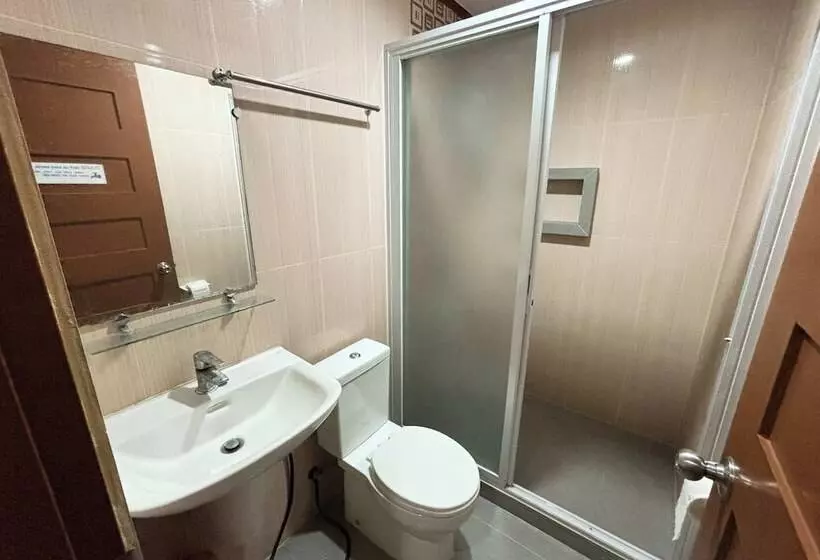 Sea Jewel Hotel Puerto Galera Powered By Cocotel