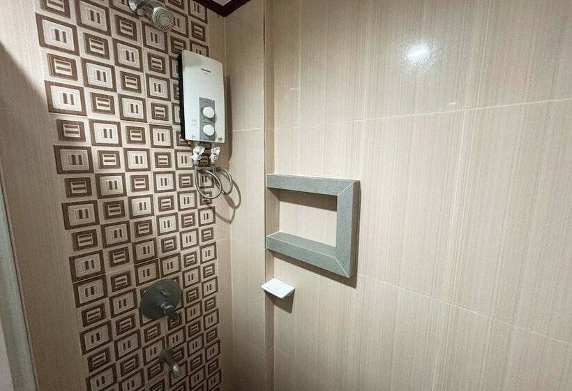 Sea Jewel Hotel Puerto Galera Powered By Cocotel