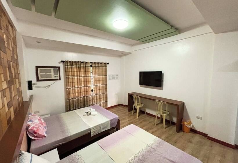 Sea Jewel Hotel Puerto Galera Powered By Cocotel