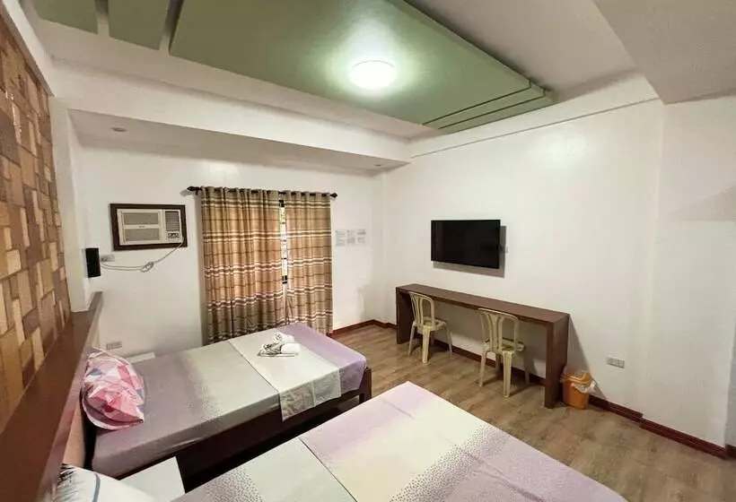 Sea Jewel Hotel Puerto Galera Powered By Cocotel