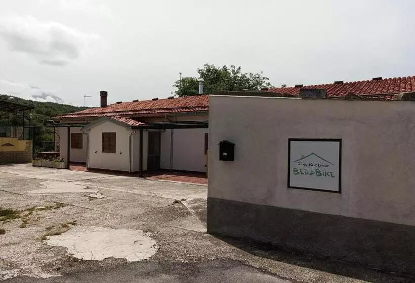 Aamiaismajoitus (B&B) Bed&bike Zio Paolino