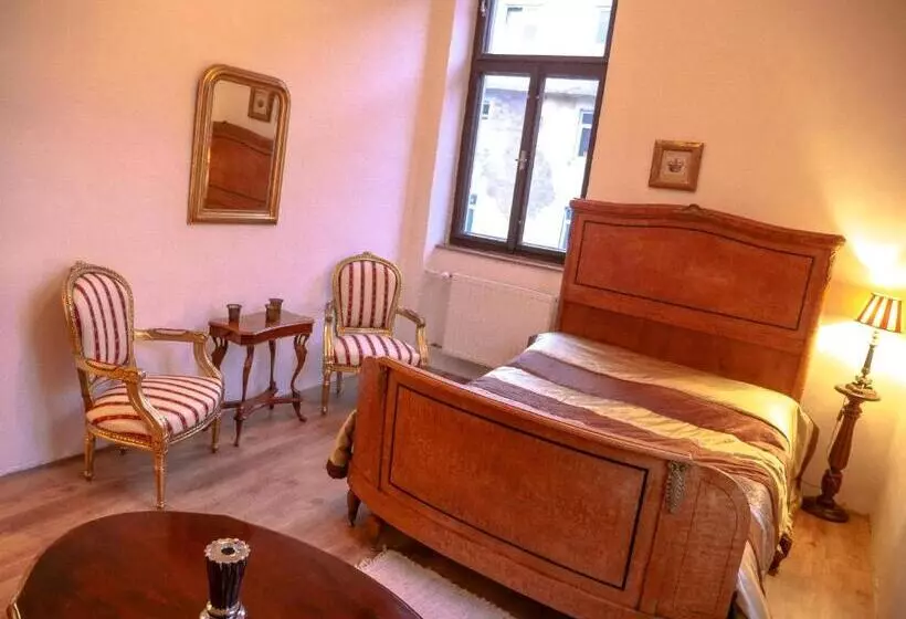 Aamiaismajoitus (B&B) Villa Reim