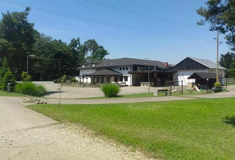 ベッドアンドブレックファースト Wow Sleeping