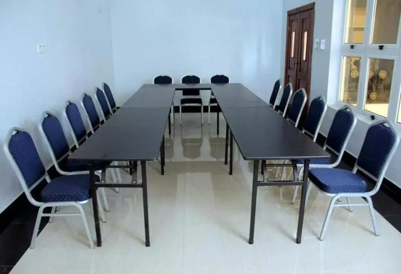 هتل Lekota Springs