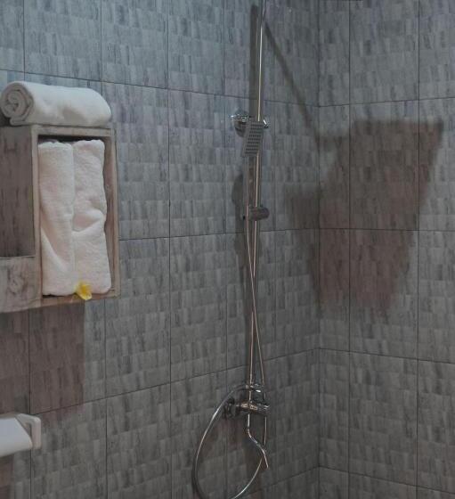 פנסיון Ambara Guest House