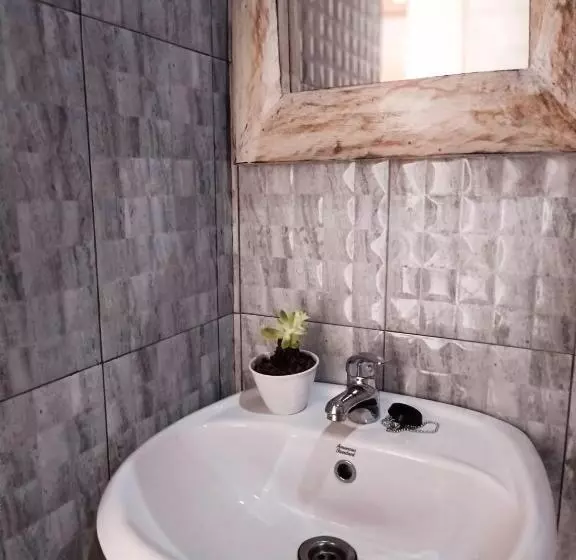 Majatalo Ambara Guest House