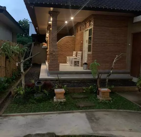 Majatalo Ambara Guest House