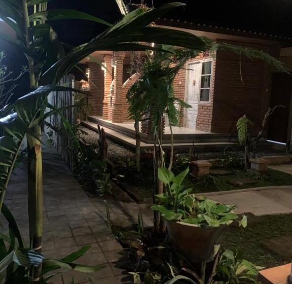 פנסיון Ambara Guest House