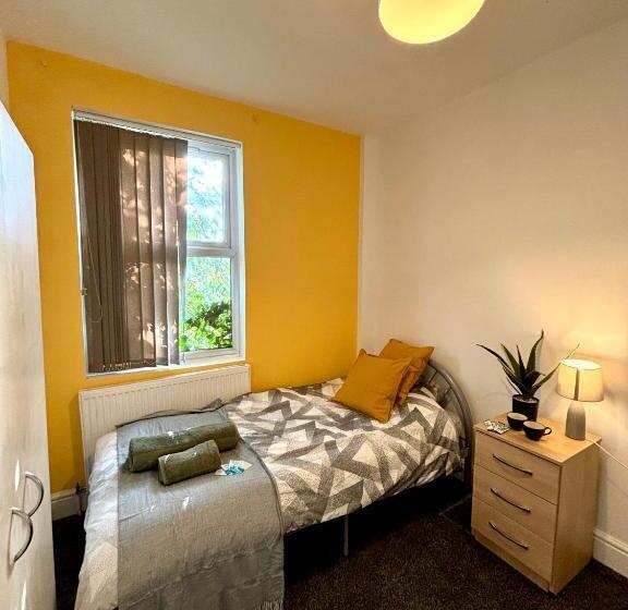 بنسيون Croft House