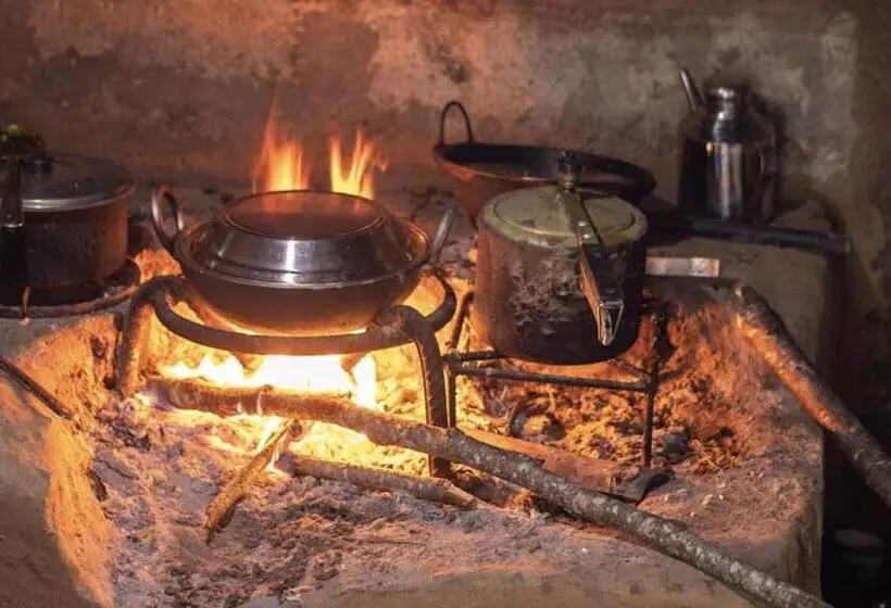 پانسیون Hilton Annapurna Garden