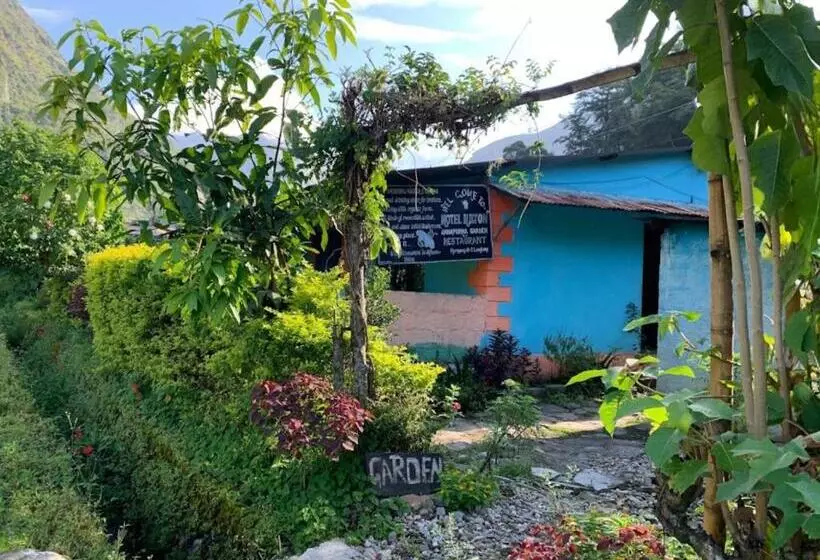 پانسیون Hilton Annapurna Garden