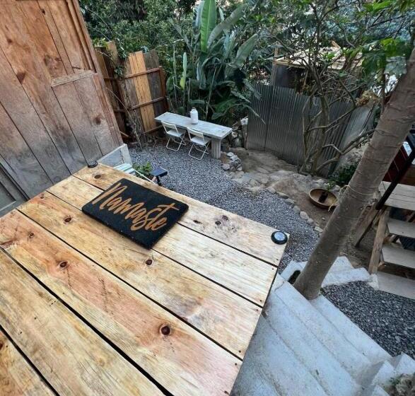 هاستل Eb5 Escape