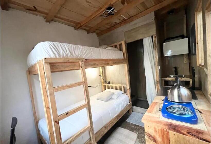 هاستل Eb5 Escape