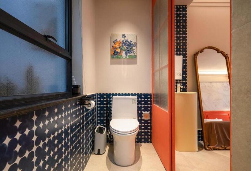 مبيت وإفطار 大理市欧式轻调客栈店