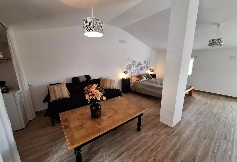 Aamiaismajoitus (B&B) Casadani Studio Inez, Tomar