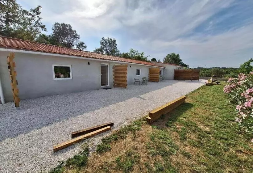 Aamiaismajoitus (B&B) Casadani Studio Inez, Tomar