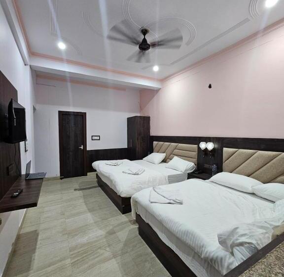 בית מלון כפרי Divine Place