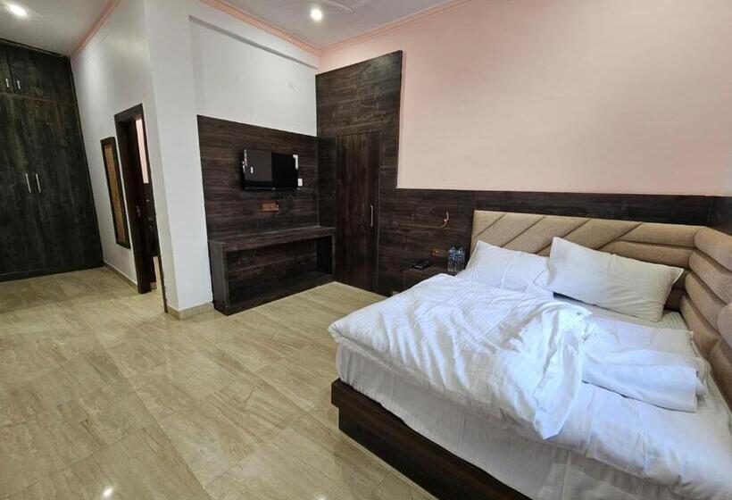 בית מלון כפרי Divine Place