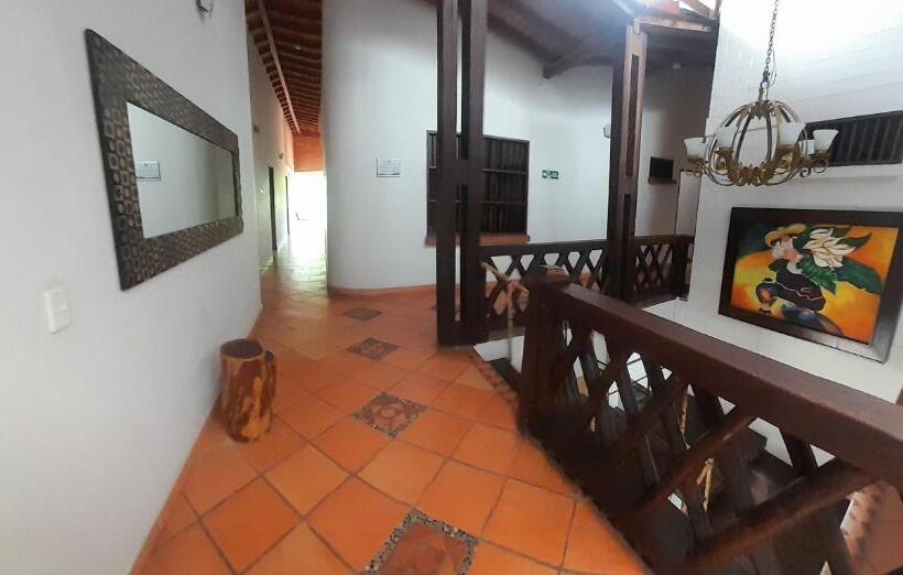 Hotel Frutas Del Lago