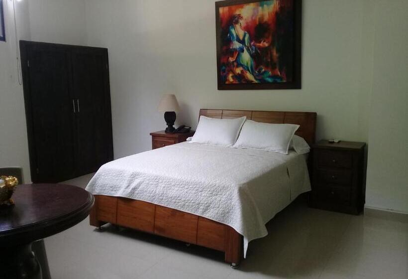 Hotel Frutas Del Lago