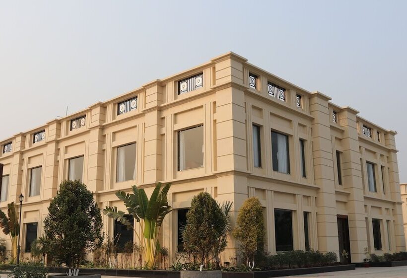 Hotel Gulmohar Royals