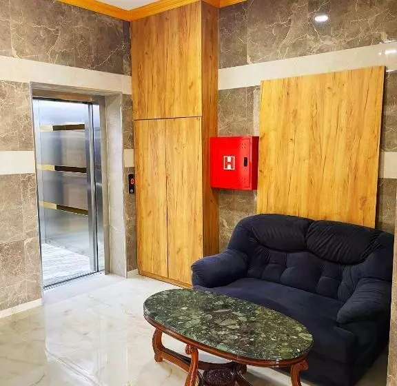 Hotelli Infinity Plaza