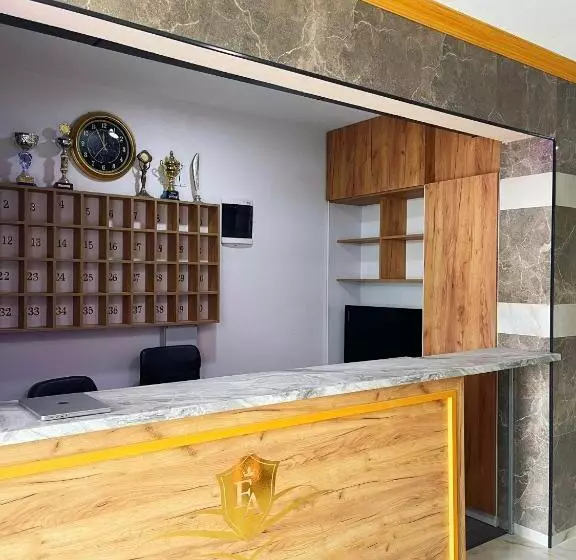 Hotelli Infinity Plaza