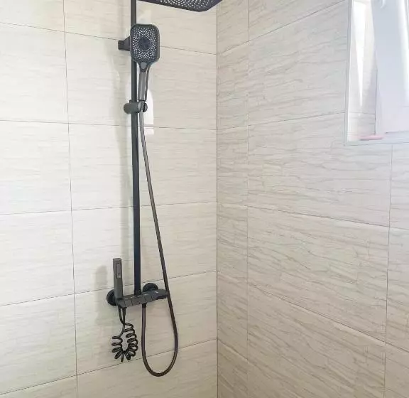 Hotelli Infinity Plaza