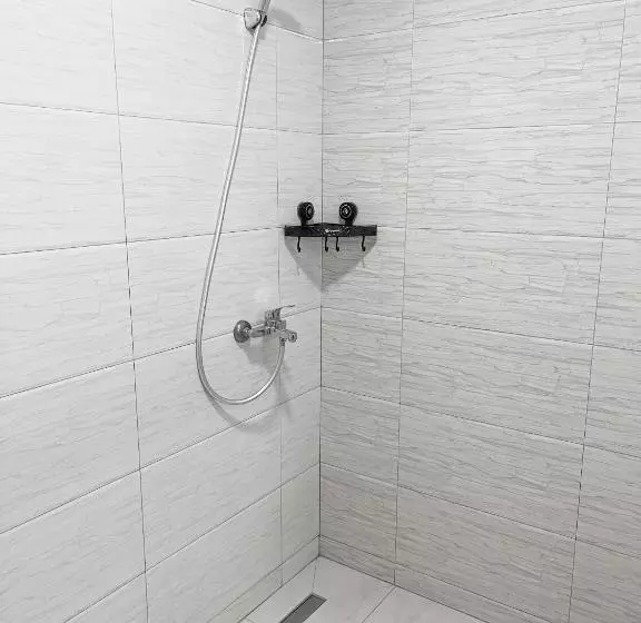 Hotelli Infinity Plaza