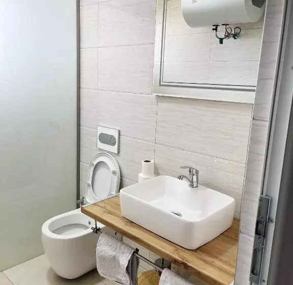 Hotelli Infinity Plaza