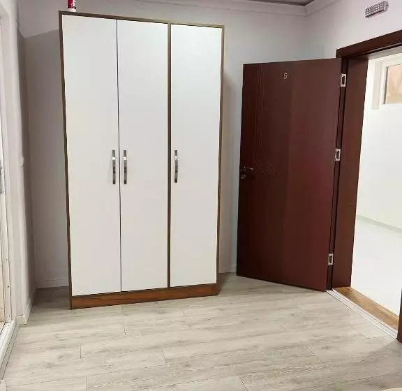 Hotelli Infinity Plaza