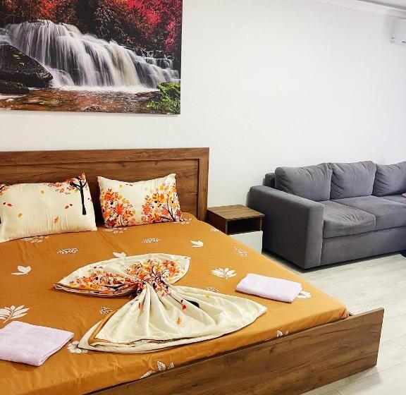 هتل Infinity Plaza