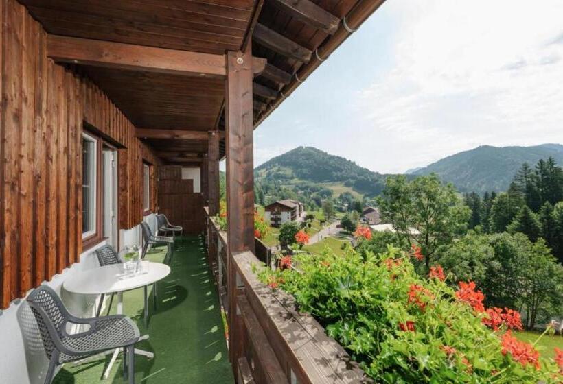 فندق Mondi Resort Und Chalet Oberstaufen