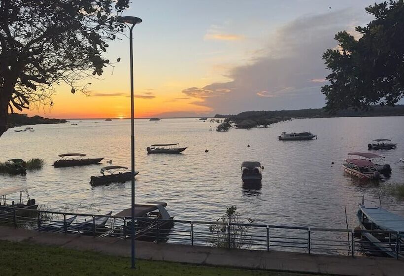 هتل Pousada Alter Villa Suítes